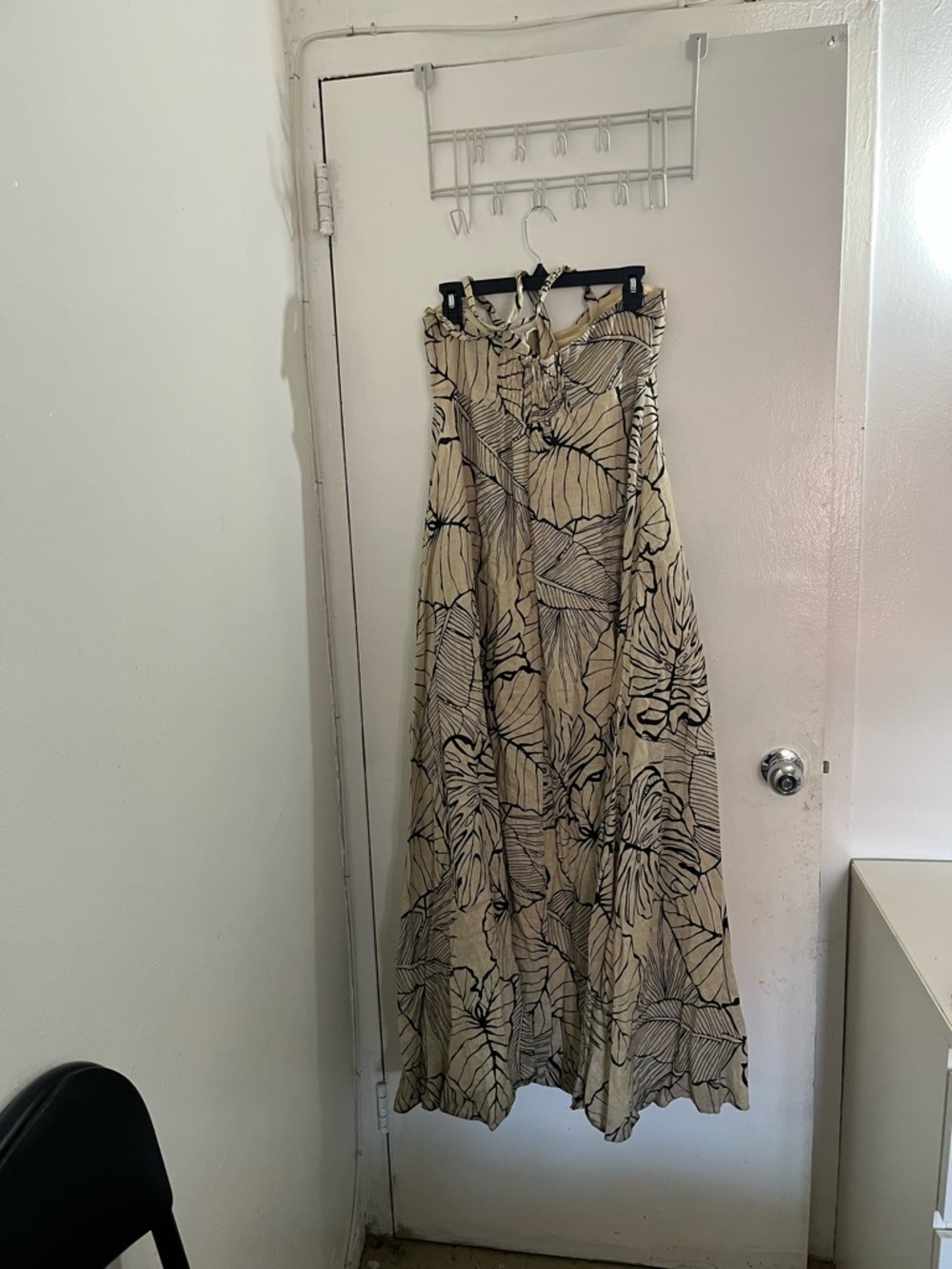 DISSH Beige Maxi Dress with Black Leaf Print - Picture 2 of 9